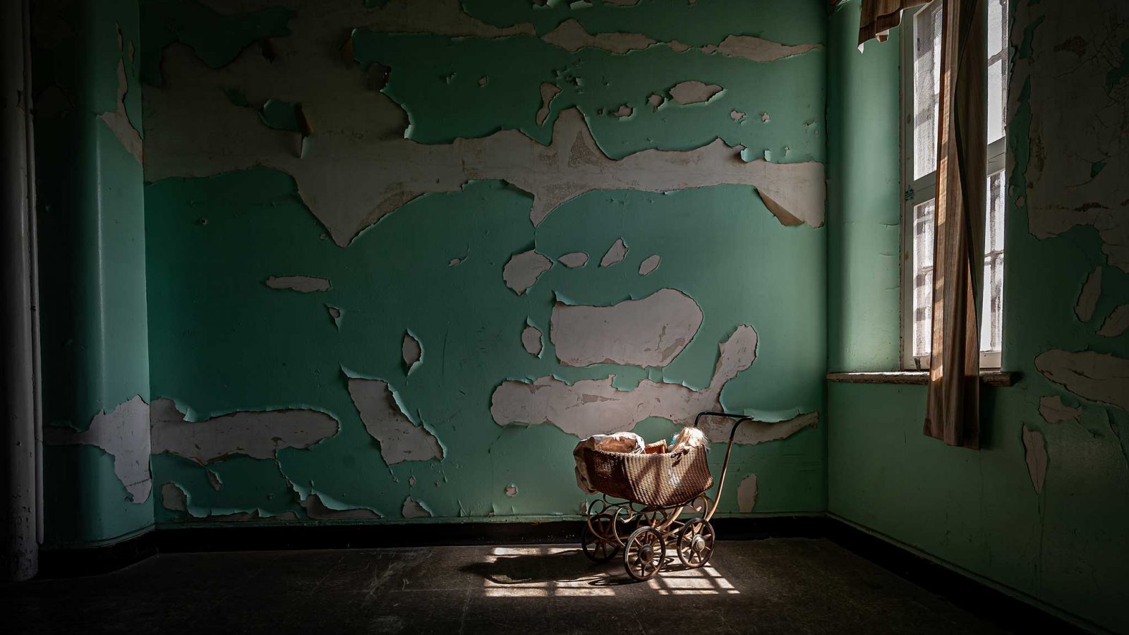 Asylum Carriage